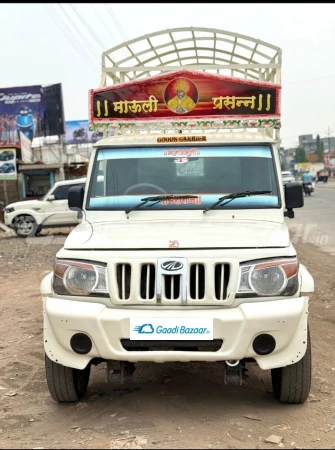 MAHINDRA Bolero Maxitruck Plus