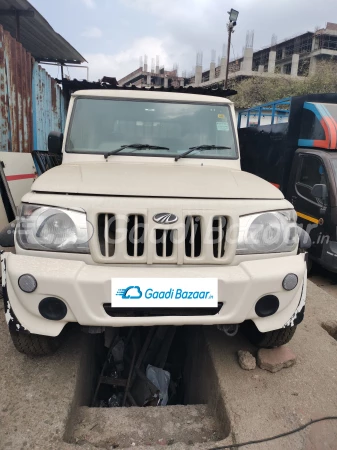MAHINDRA Bolero Camper