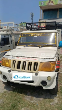 MAHINDRA Bolero Maxitruck Plus