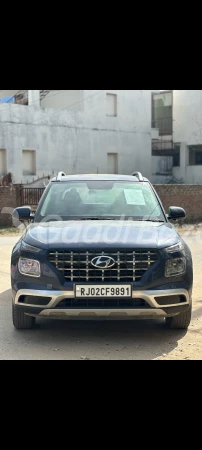 HYUNDAI VENUE