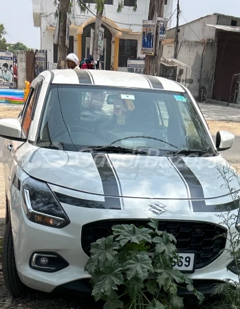 MARUTI SUZUKI SWIFT
