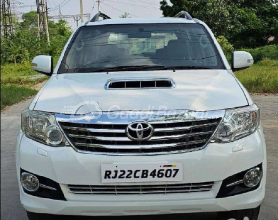 TOYOTA FORTUNER