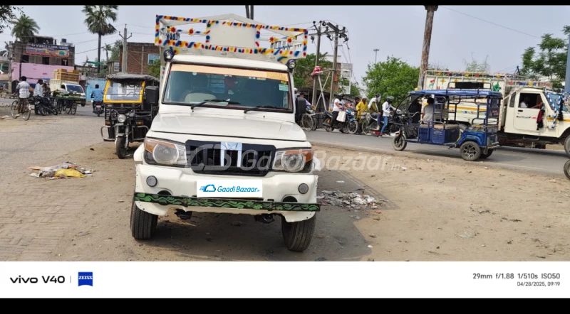 MAHINDRA Bolero Pik-Up