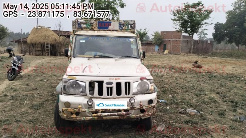 MAHINDRA Bolero Pik-Up