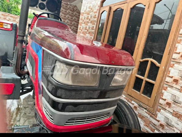 MAHINDRA Arjun Novo 605 Di-i