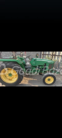 John Deere 5038 D