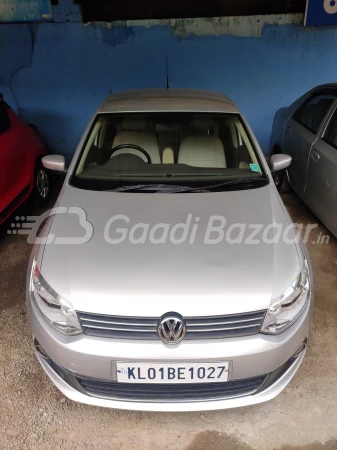 VOLKSWAGEN Vento [2010-2012]