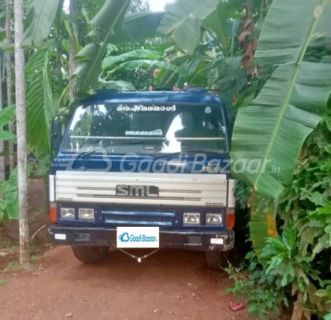 SML ISUZU SWARAJ MAZDA SUPER