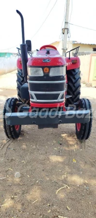 MAHINDRA Yuvo 475 Di