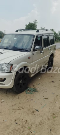 MAHINDRA SCORPIO