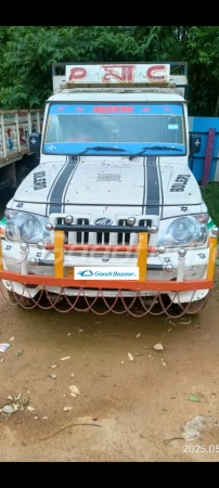 MAHINDRA Bolero Pik-Up