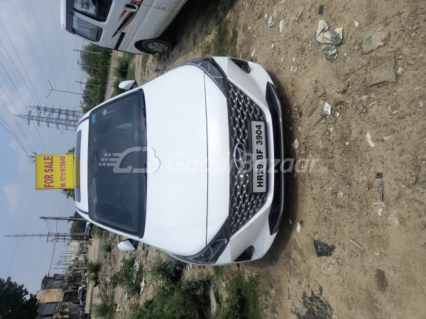 HYUNDAI VERNA