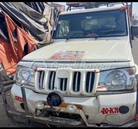MAHINDRA Bolero Pik-Up