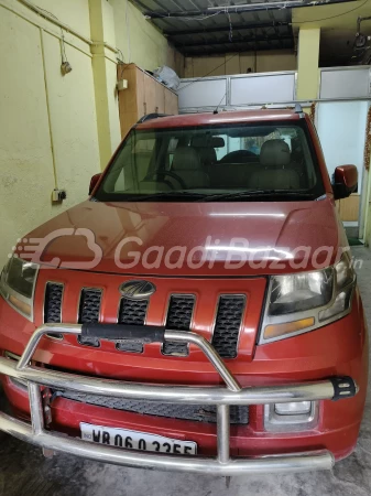 MAHINDRA TUV 300