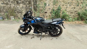 Bajaj Pulsar 220 DTS-i