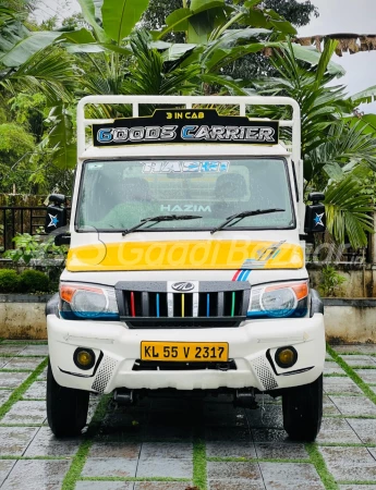 MAHINDRA Bolero Pik-Up