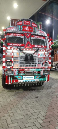 TATA MOTORS SIGNA4823.T