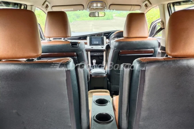 Used TOYOTA INNOVA CRYSTA 2.8 ZX AT 7 Seater cars for Sale in