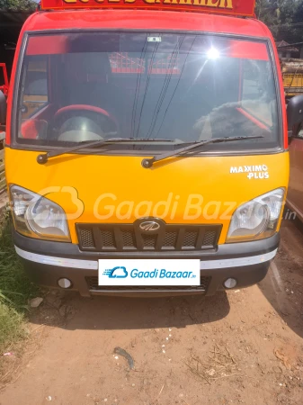 MAHINDRA Maxximo