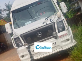 FORCE MOTORS TRAVELLER