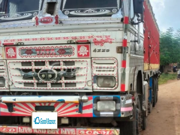 TATA MOTORS LPT 4225