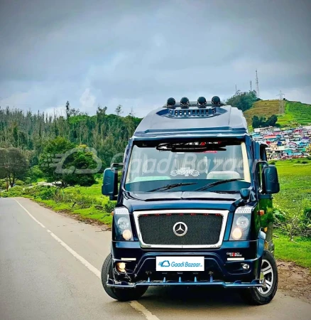 FORCE MOTORS TRAVELLER MINIBUS 3700 MM WB