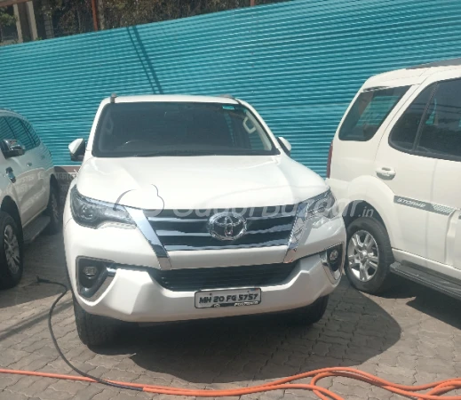 TOYOTA FORTUNER