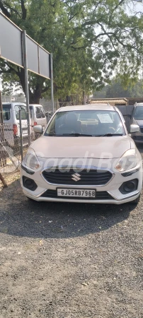 MARUTI SUZUKI Dzire