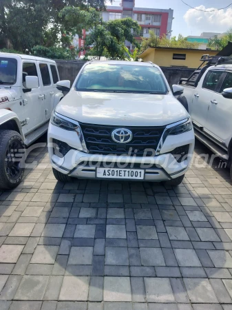 TOYOTA FORTUNER