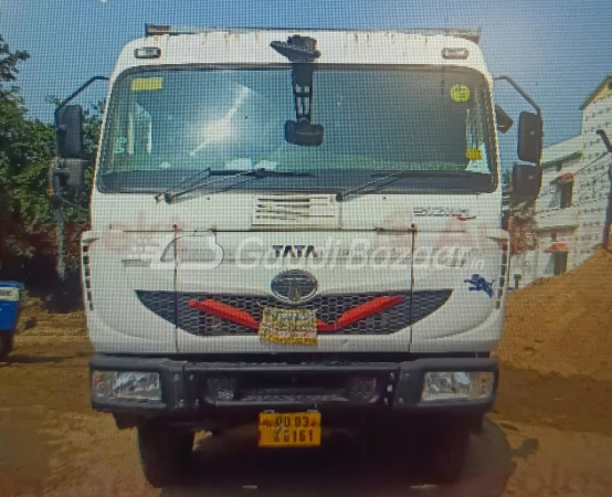 TATA MOTORS SIGNA 2823 K