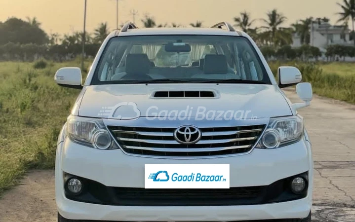 30 Used TOYOTA Cars in Rajkot, Second Hand TOYOTA Cars for Sale