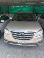 TOYOTA INNOVA
