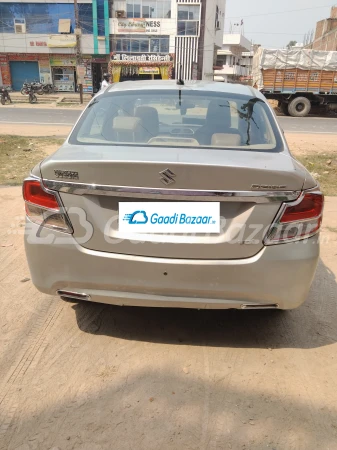 MARUTI SUZUKI Dzire