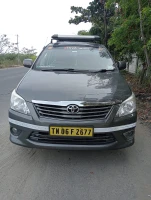 TOYOTA INNOVA