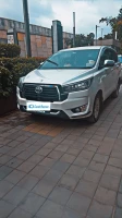TOYOTA INNOVA CRYSTA