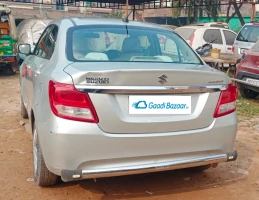 MARUTI SUZUKI Dzire