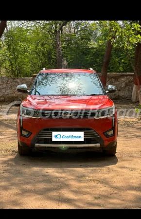 MAHINDRA XUV300