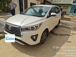 TOYOTA INNOVA CRYSTA
