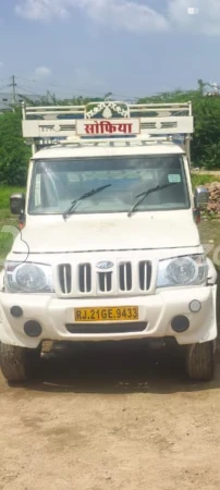 MAHINDRA Bolero Pik-Up