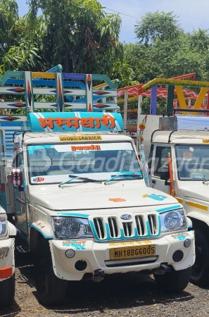 MAHINDRA Bolero Pik-Up