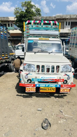 MAHINDRA Bolero Pik-Up