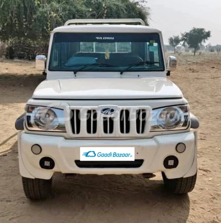MAHINDRA Bolero Camper