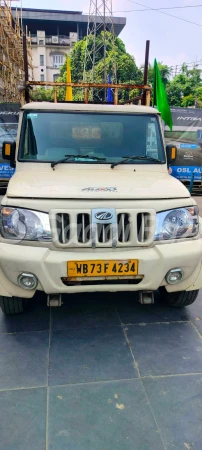 MAHINDRA Bolero Pik-Up