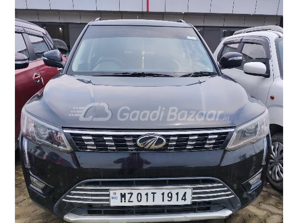 MAHINDRA XUV300