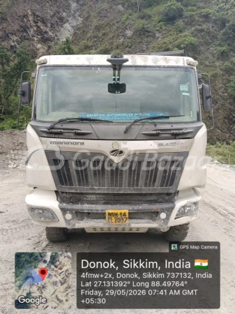 MAHINDRA Blazo X 28 Tipper