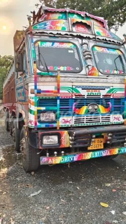 TATA MOTORS LPT 3718