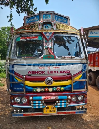 ASHOK LEYLAND AL 4825