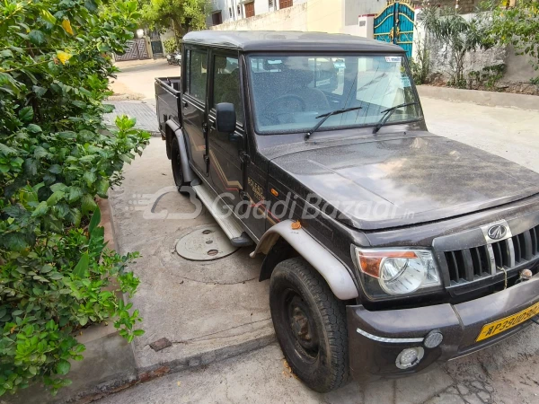 MAHINDRA Bolero Camper