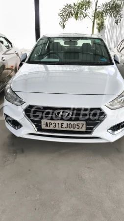 HYUNDAI VERNA
