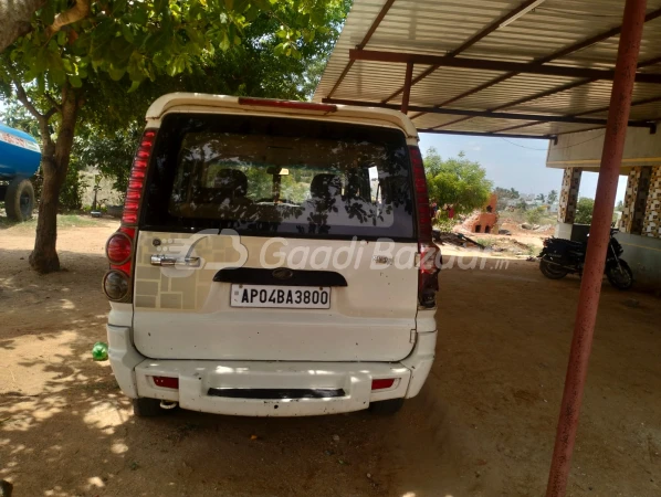MAHINDRA SCORPIO